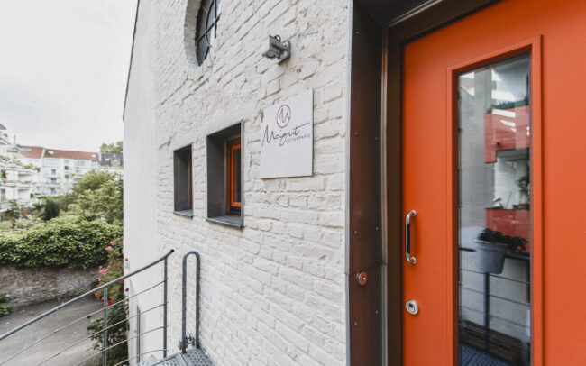 Kontakt zu Maigut Media – Webentwicklung & Medienproduktion 12 Maigut Fotografie Fotostudio in Koeln Ehrenfeld 7